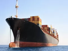出售684箱集装箱船