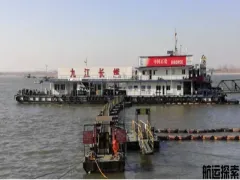 2艘内河油囤